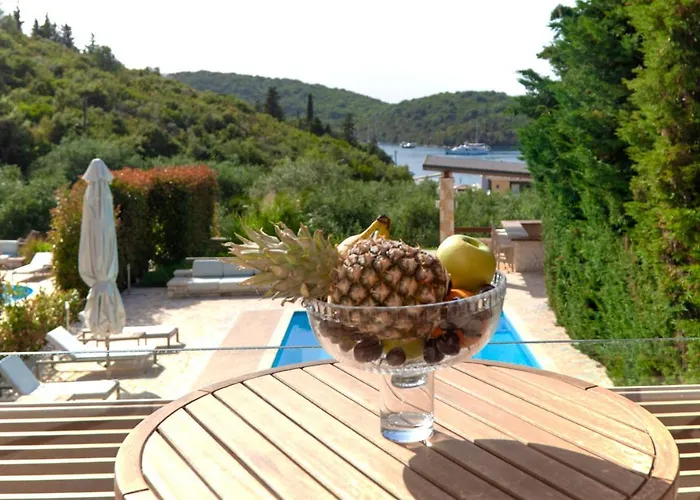 Saz Villas