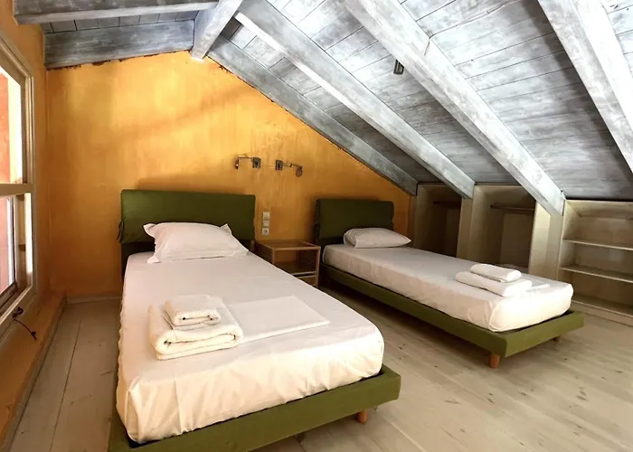 Azure Villa & Suites